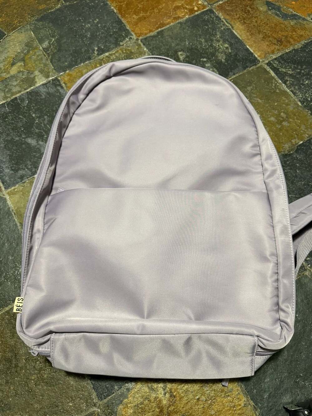 BÉIS The Commuter Backpack in Lilac / Light Purple